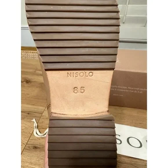 Nisolo Eva Everyday Chelsea Boots Almond Leather Size 8.5 NIB Versatile Comfy - Picture 12 of 14